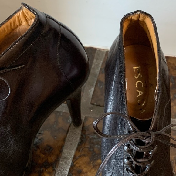 ♥️ESCADA BLACK LEATHER LACE UP ANKLE BOOTS - Picture 9 of 13